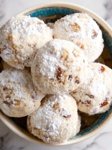 Mom's Russian Tea Cakes Recipe