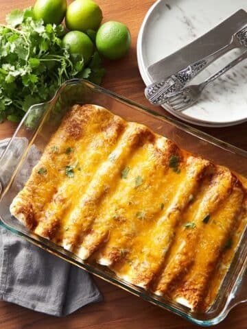 Green Chile Chicken Enchiladas Recipe