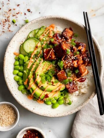 Honey Sriracha Salmon Bowls Recipe