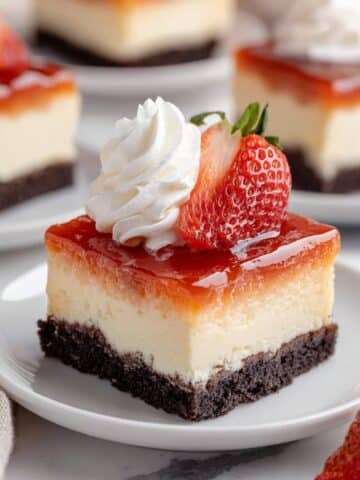 Strawberry Cheesecake Bars Recipe