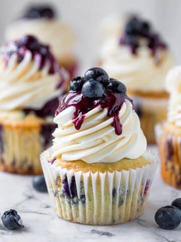 White Chocolate Blueberry Cupcakes Recipe
