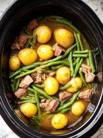 Slow Cooker Garlic Butter Beef Bites and Potatoes Recipe