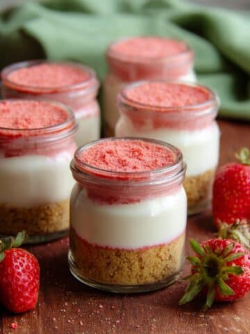 No Bake Strawberry Crunch Cheesecake Jars Recipe