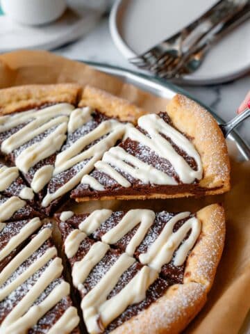 Cinnamon Sugar Dessert Pizza with Buttery Crescent Crust Recipe