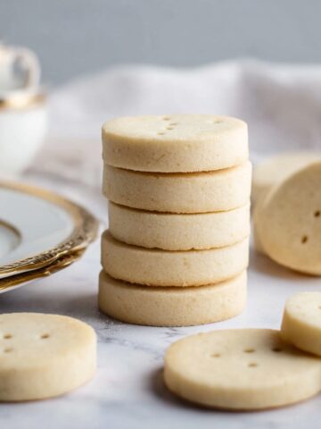 No-Spread Buttery Shortbread Cookies Recipe