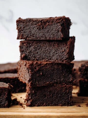 Oat Flour Brownies (Fudgy or Cakey) Recipe