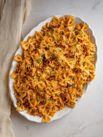 One Pan Caramelized Onion Pasta Recipe